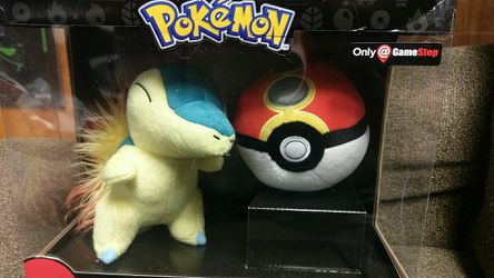 Pokemon Cyndaquil plush with repeat ball