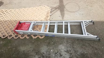 Folding Ladder (6feet)