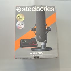 SteelSeries Alias Pro XLR Microphone Kit w/Stream Mixer Black