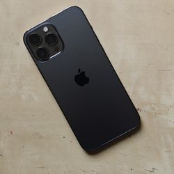(FMI ON) iPhone 13 pro max, 1TB, Carrier Unlocked, Clean IMEI (looks new)