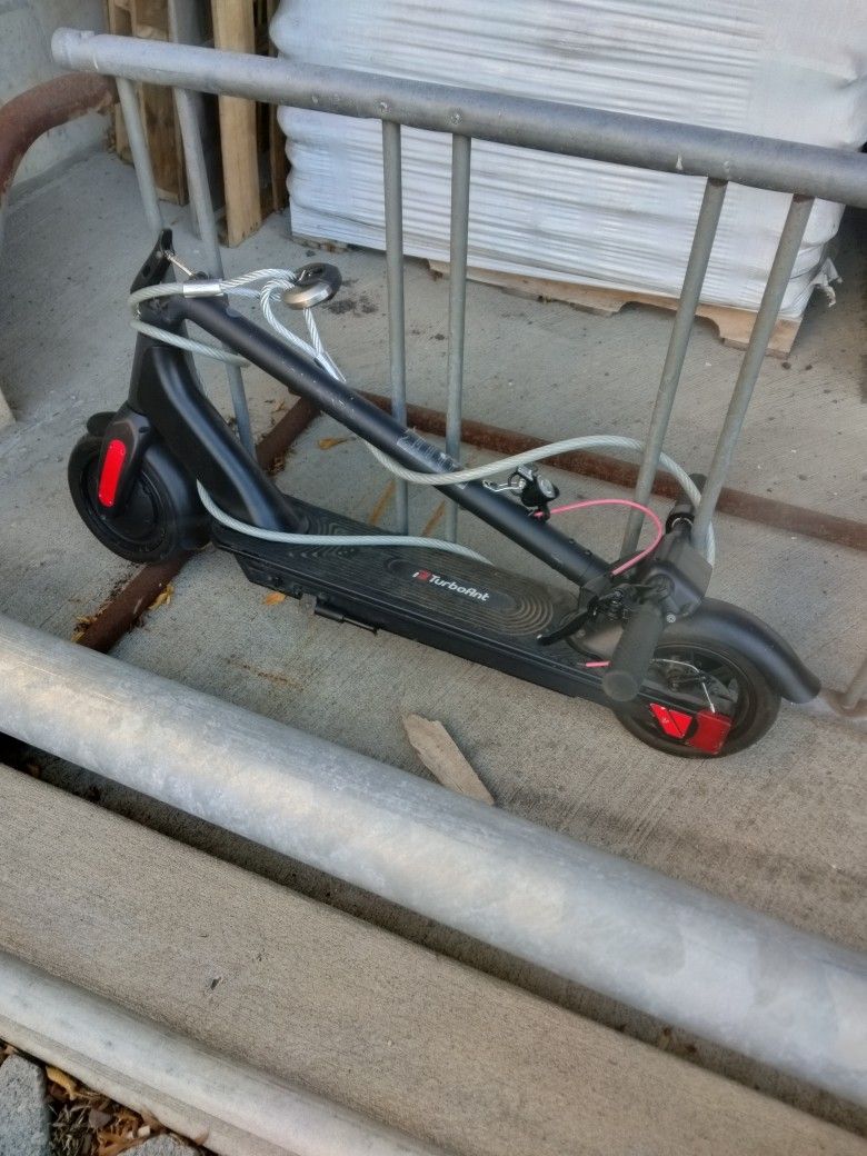 Electric Scooter Turbo Ant M10 Commuter