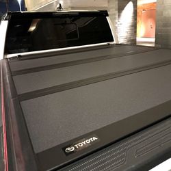 4th gen Toyota Tacoma OEM Trifold Hard Tonneau Cover PT(contact info removed)0