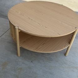 Round Coffee Table 