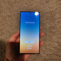 Galaxy S23 Ultra 256gb Tmobile *cracked screen*