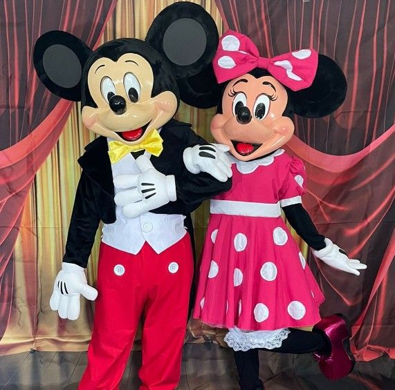 Mascots Mickey & Minnie