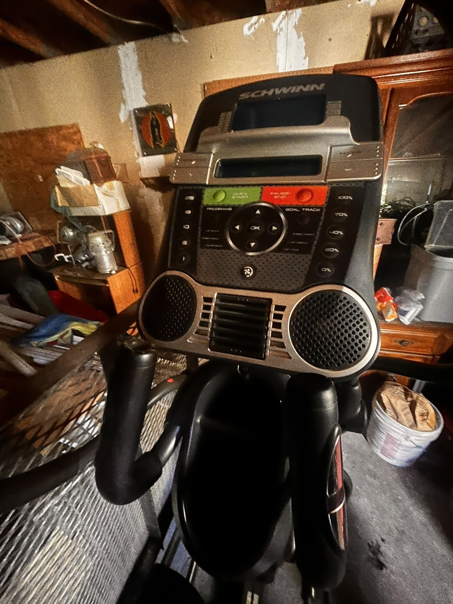 Schwinn Fitness 470 Elliptical, Black