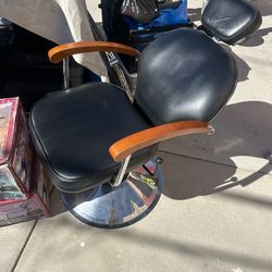 Barber/Salon/Threading Chair