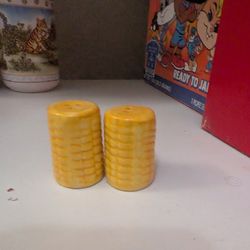 Mini Corn Salt And Pepper Shakers