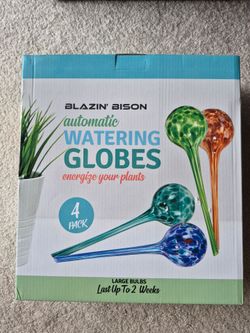 Large self-watering globes (set of 4) + 1