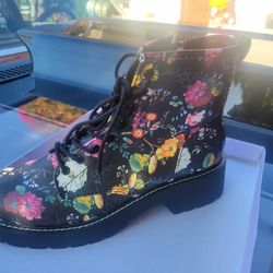 Madden Girl Boots