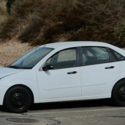 2002 Ford Focus Stock Parts Available  Zetec Motor 