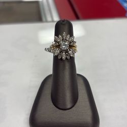 Flower Diamond Ring