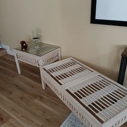 Selling Table And 2 End Tables