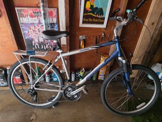 For sale mountain  bike Schwinn  Sierra spot