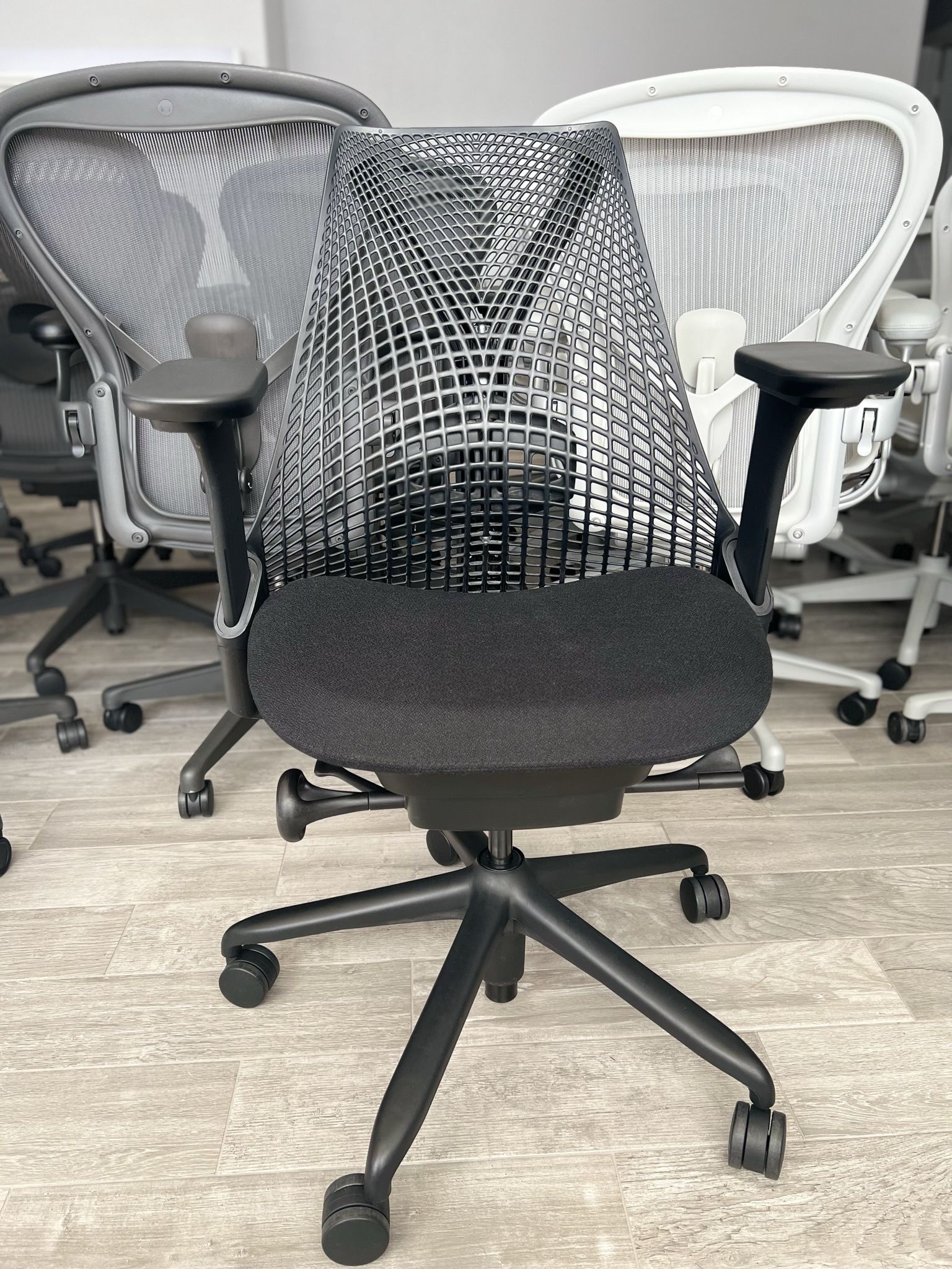 Herman Miller Sayl Chair Fully Loaded Lumbar Support Aeron
