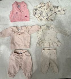 6 pc Lot of Warm Baby Girl Clothing