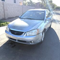 2004 Kia Spectra