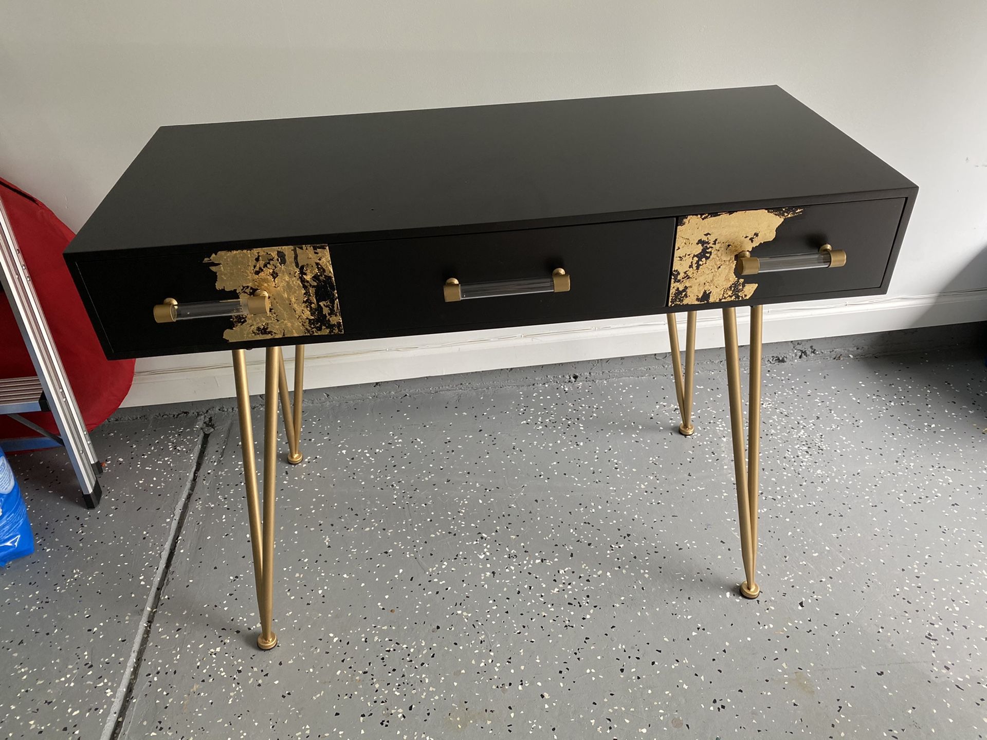 Console table