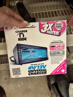 This is a Schumacher Charge 'n Ride universal battery charger for ride-on toys, model CR7, designed to charge 6V or 12V batteries.