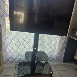 Vizio Smart TV 45" & TV Stand