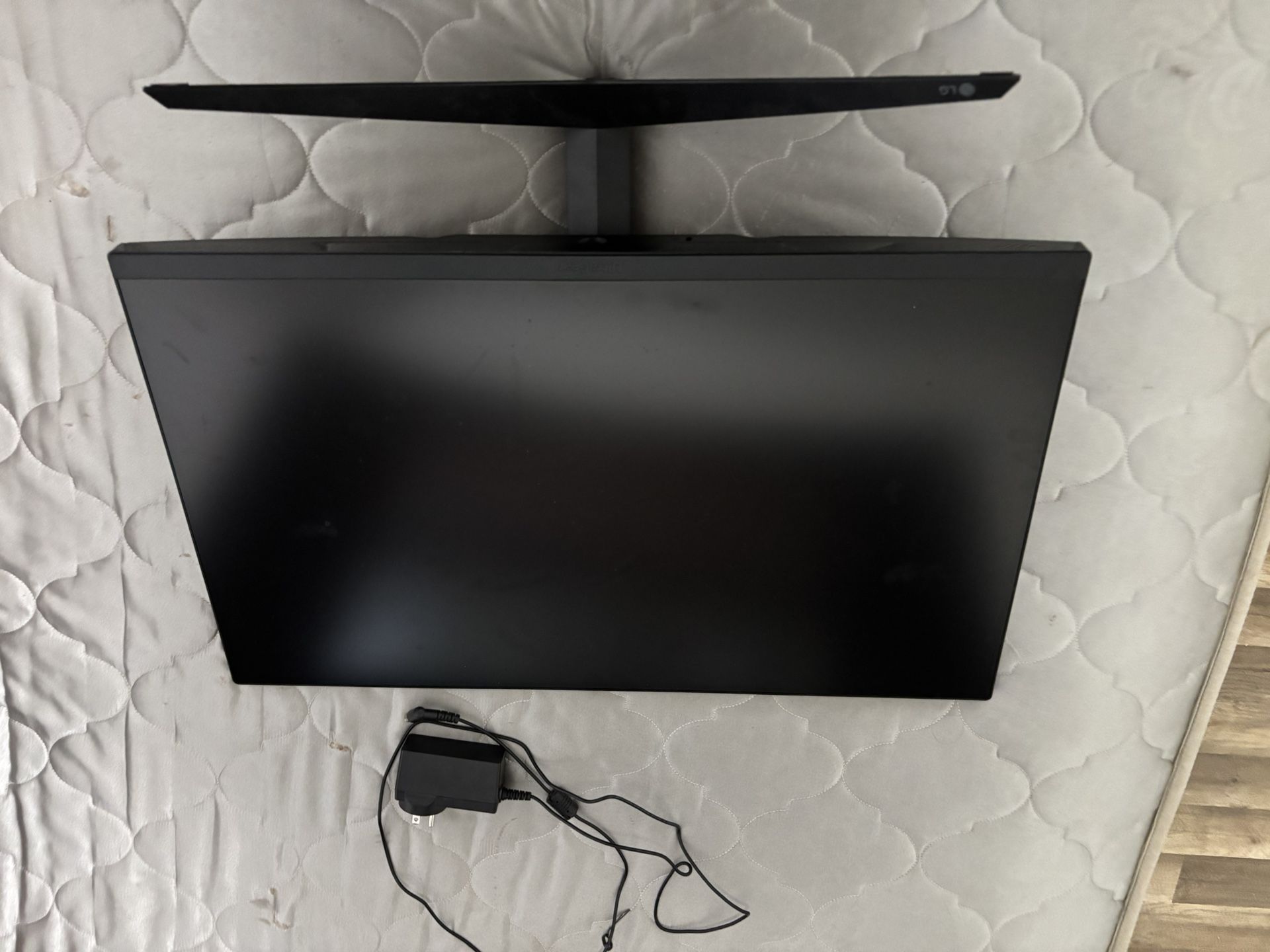 LG 27” 165Hz monitor