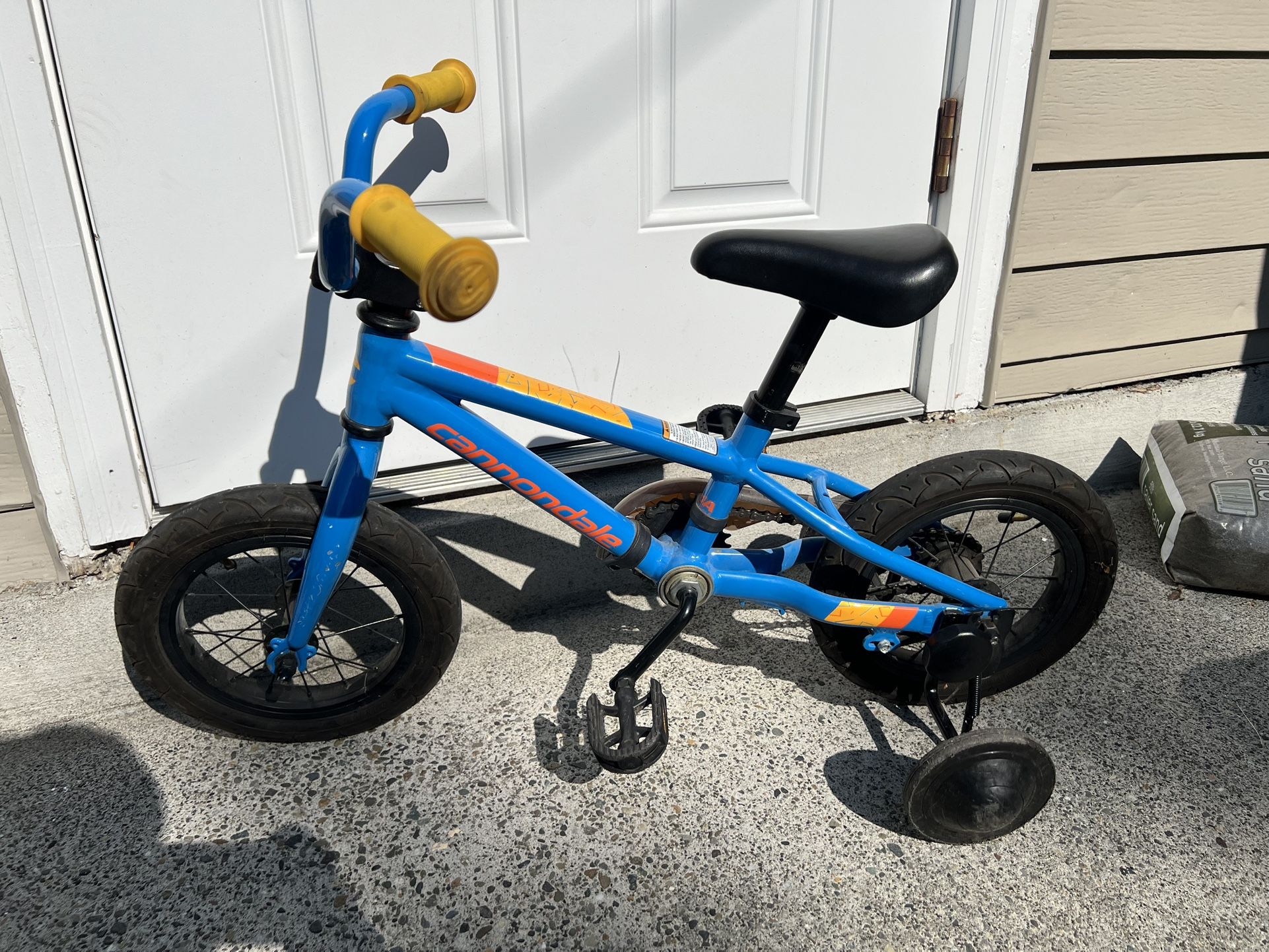 Cannondale Trail 12 Bike Blue
