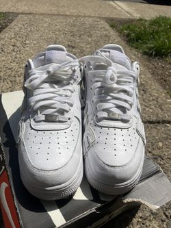Size 11/11.5 Retro Jordans And Dunks