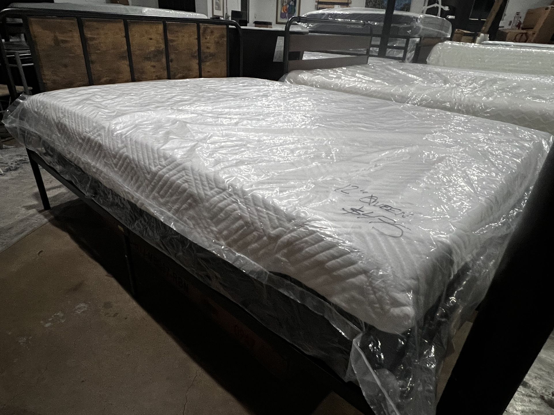Big Sale! Queen Mattress And Bed Frame For $550. Financing Available Only Need $39 Today