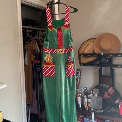 Cute Christmas Party Outfit!