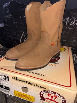 ORIGINAL MICHEL MENS SIZE 8 BOOTS