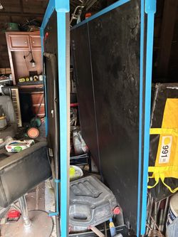 Ping pong table