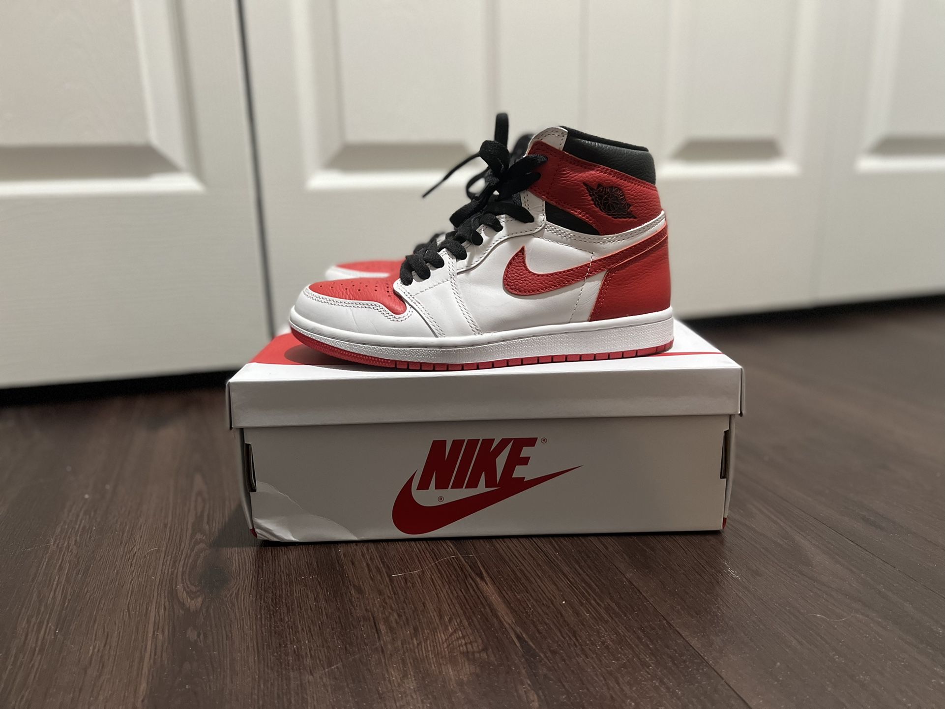 Jordan 1 High OG Heritage Red White Black
