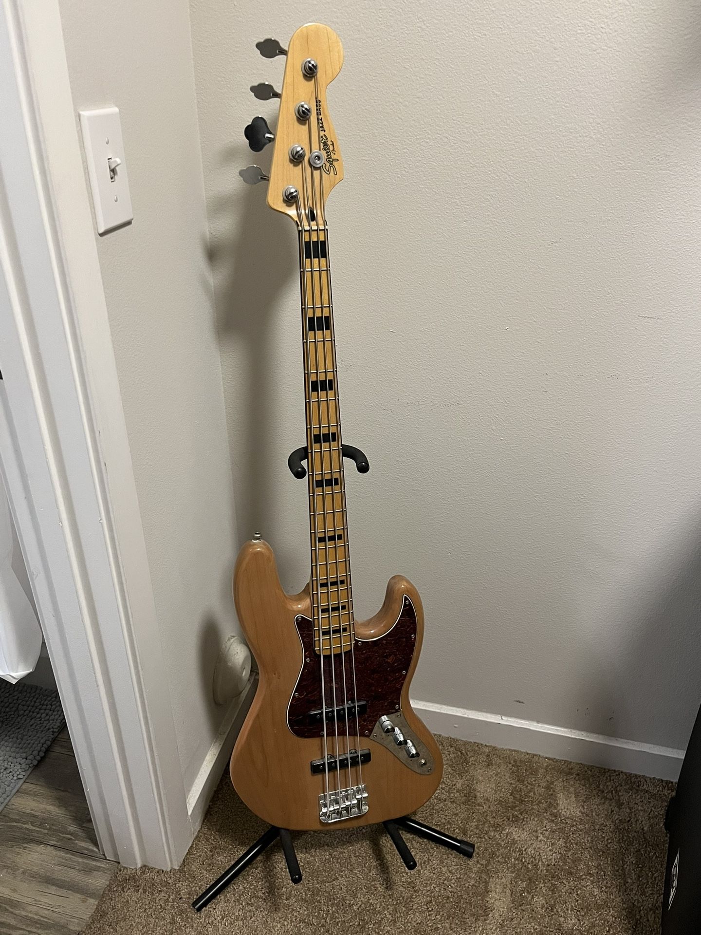 Bass Guitar, Amp, Cab Speaker and Carrying Case