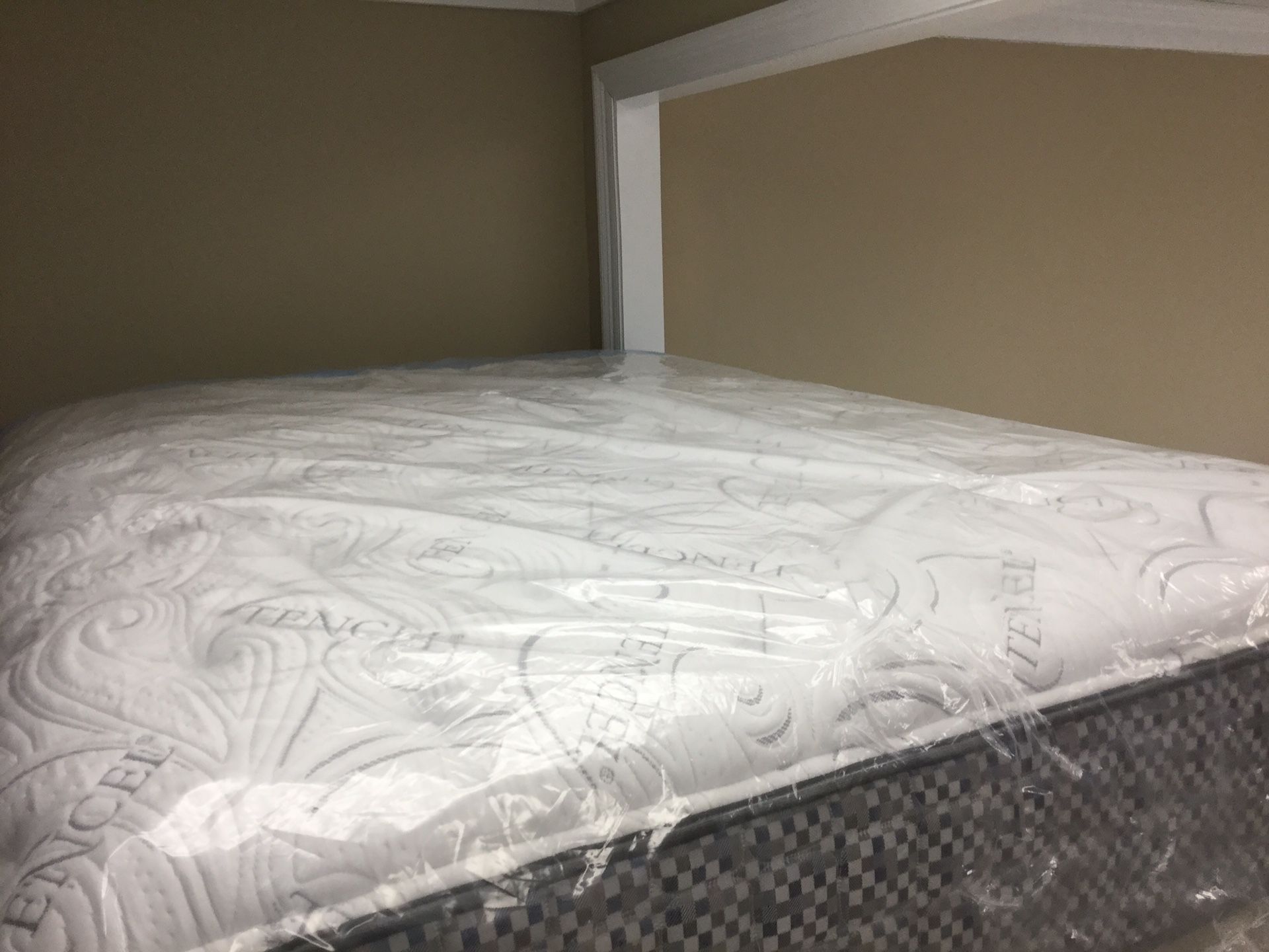 New Mattress Sets - Brand New Factory Direct - Never Used