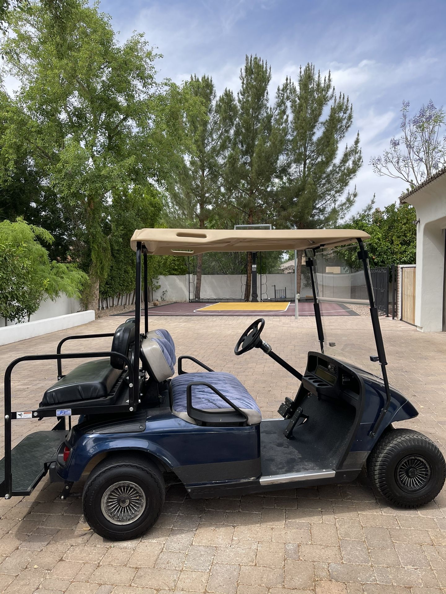 EZ Go Golf Cart 2001 for Sale in Gilbert, AZ OfferUp