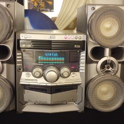 JVC  M A X G A -77 Mini Component