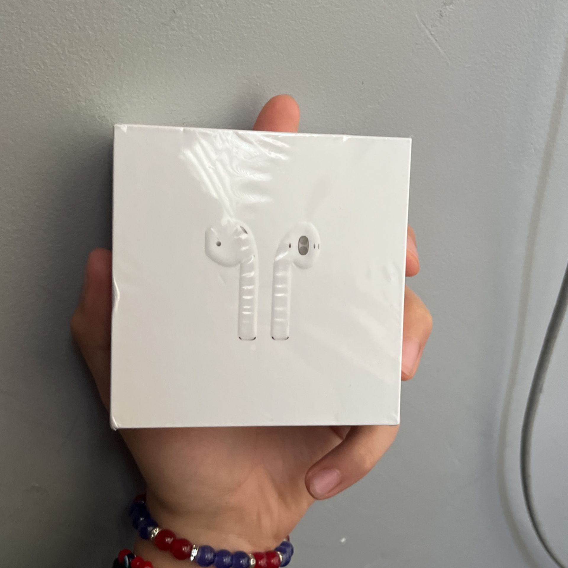 AirPods Sealed