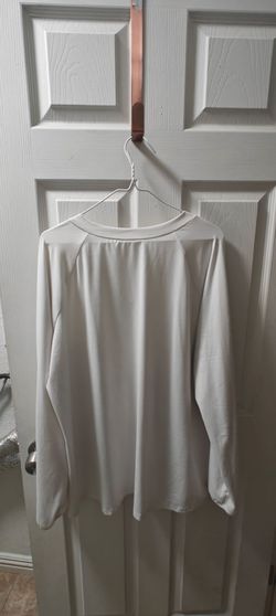 White Butterfly Graphic Long Sleeve V-Neck Top
