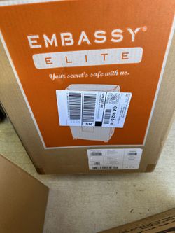 Paper Shredder New Never Open 