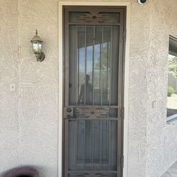 Security screen door