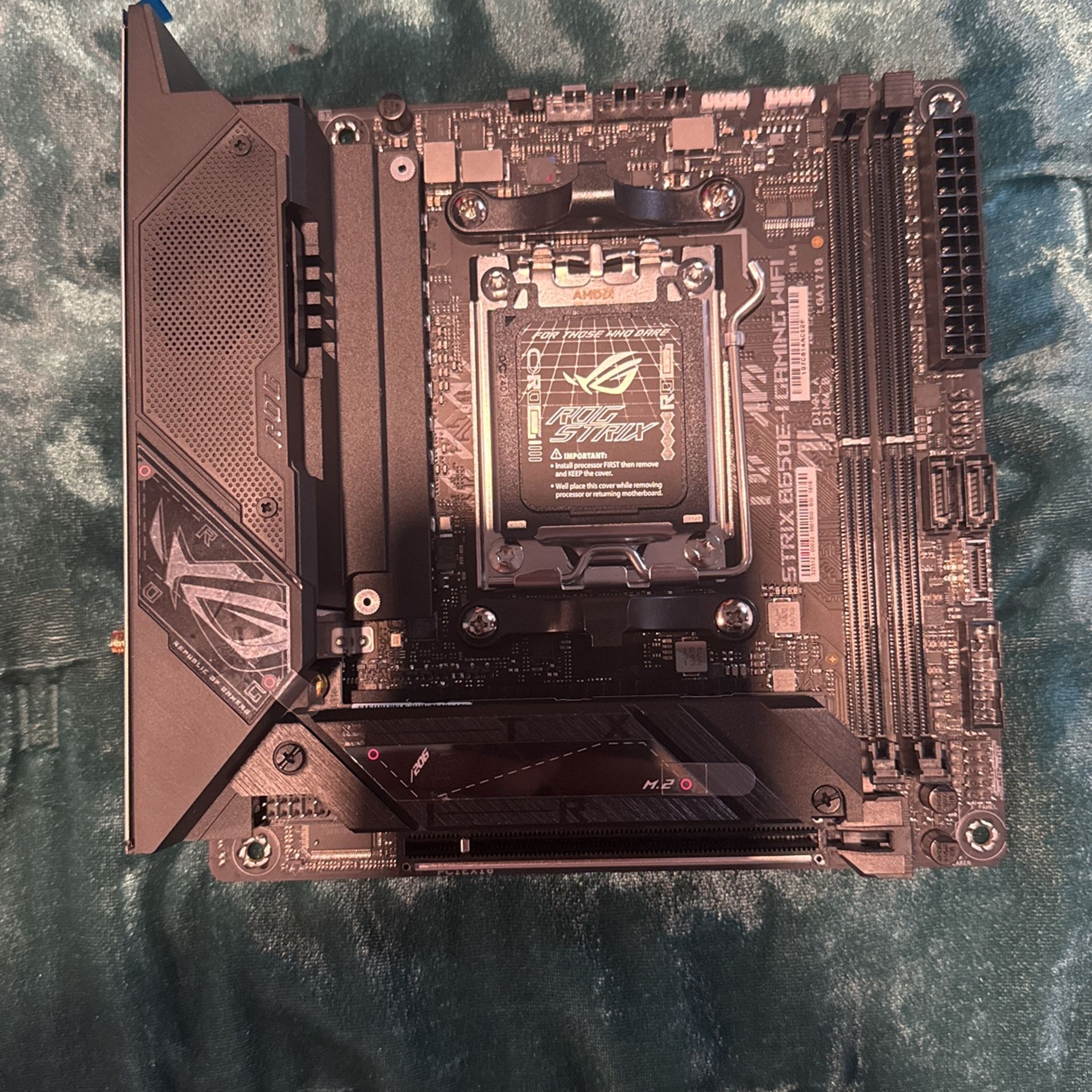 ASUS ROG STRIX B650E