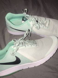 W Nike Shoes