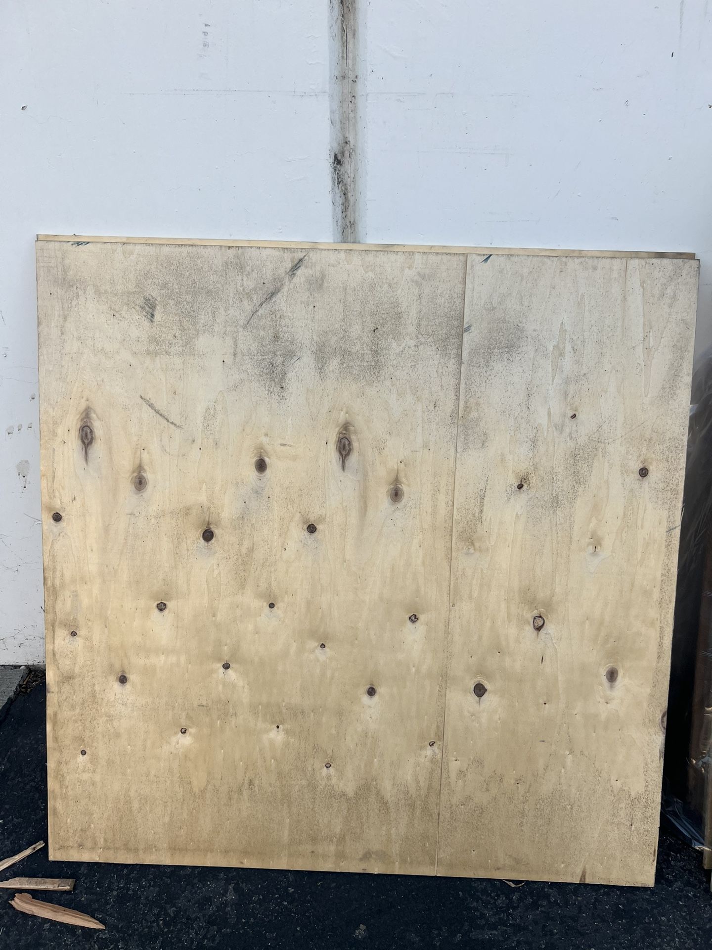 Plywood