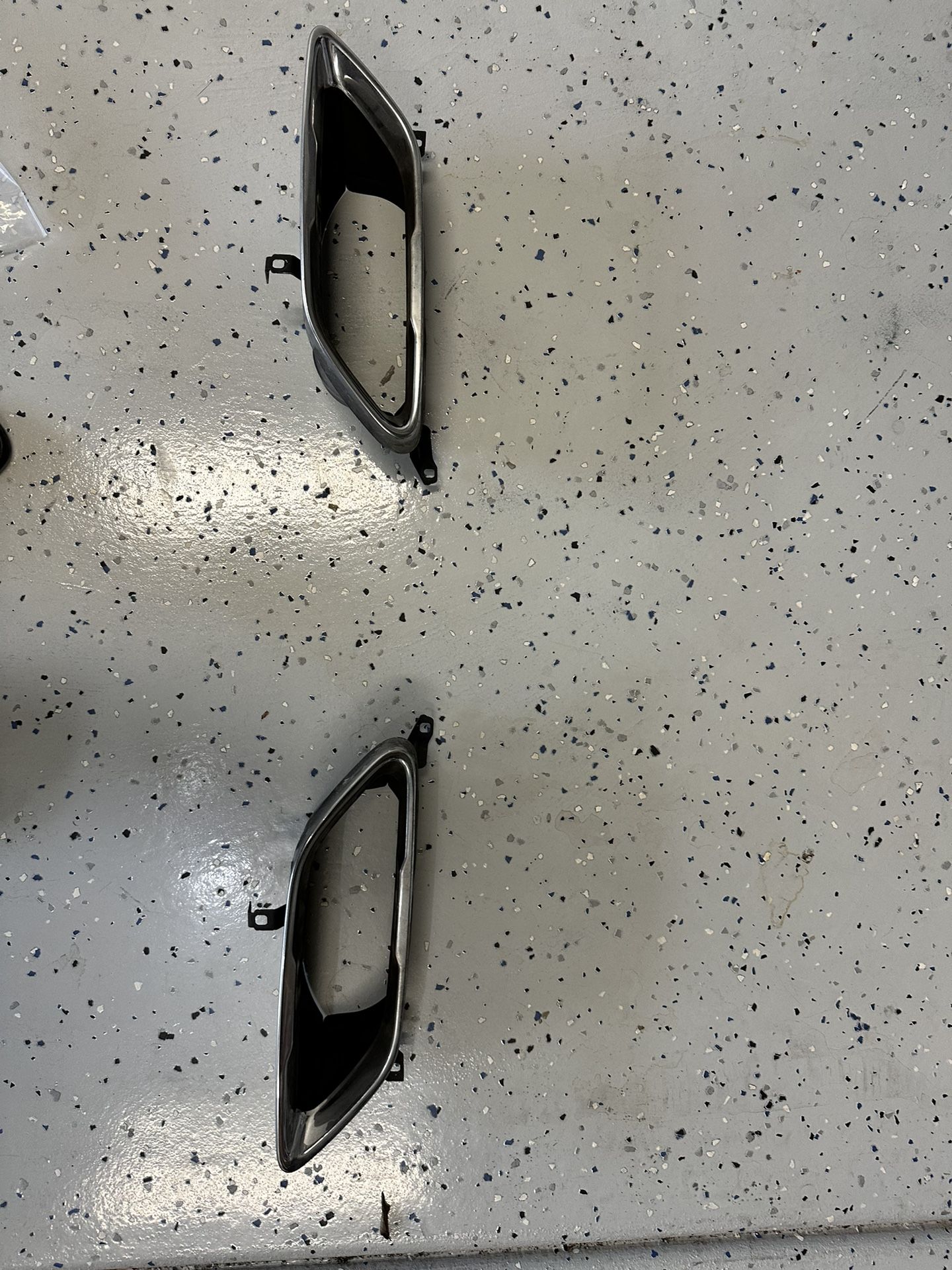 BMW M850i Exhaust Tip