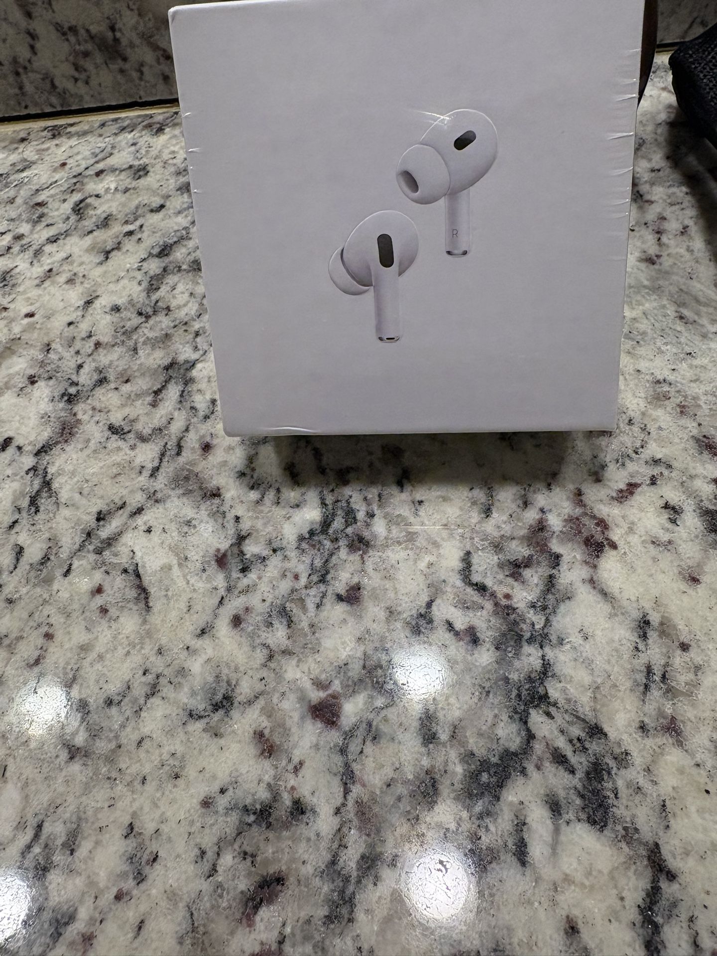 AirPods Pro (2nd generation) with MagSafe Charging Case (USB-C)