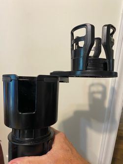 Double cup holder for car