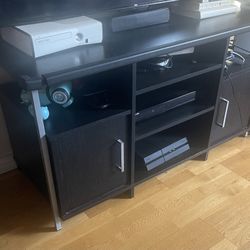 Small tv Stand