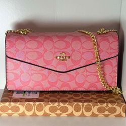 Bag pink coach