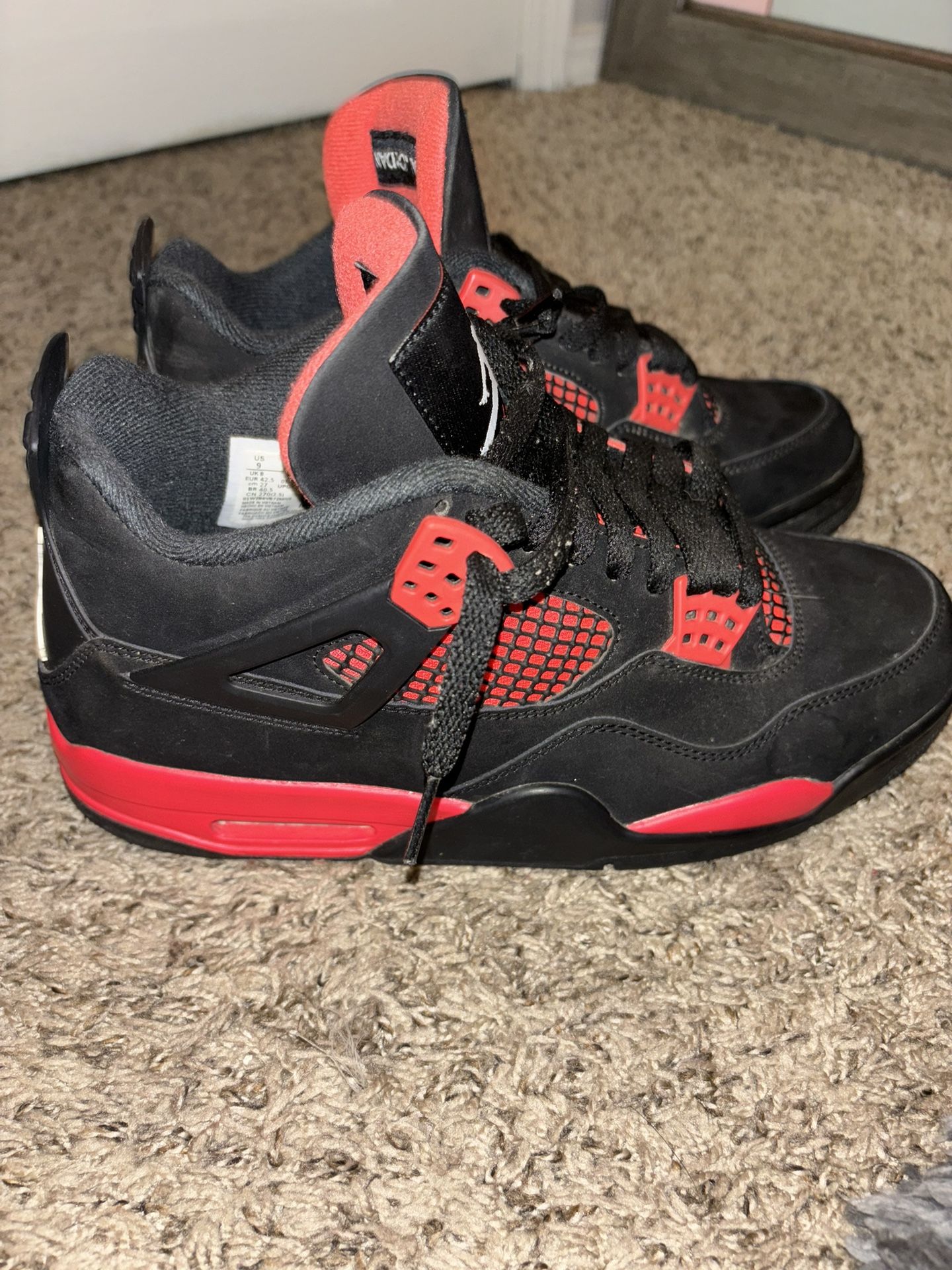 Jordan red thunder 4s