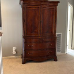 Thomasville Mahogany Armoir